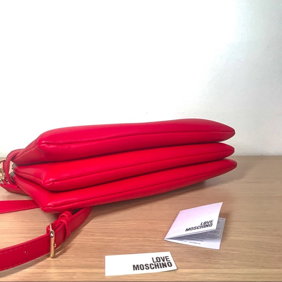 LOVE MOSCHINO NWT Red Handbag with Heart Chain - Picture 8 of 15
